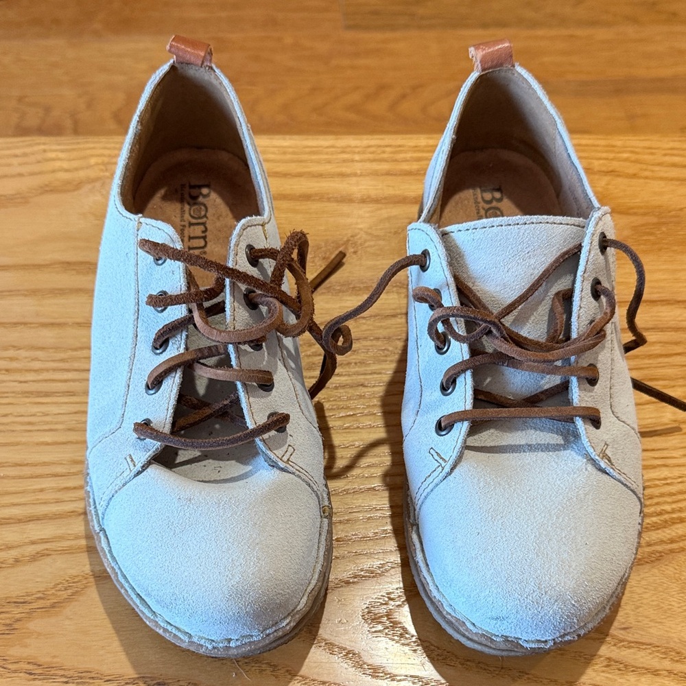 Born Isadora Cream Lace-Up Oxfords